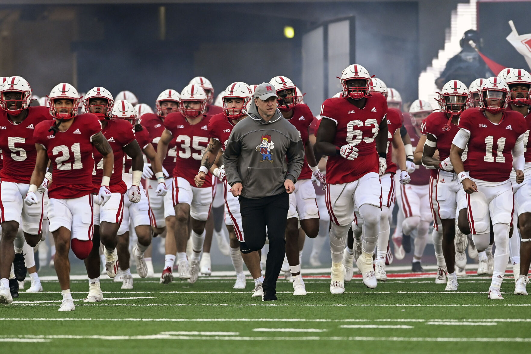 091122-HuskerFball18.jpg
